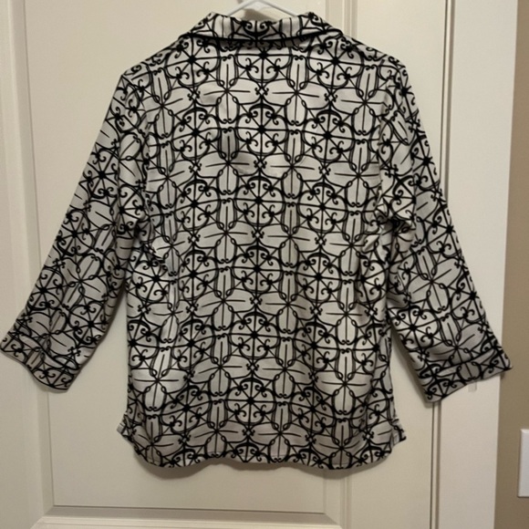 Kate Spade Black & White Silky Pajama Set Women’s size 2 - Picture 8 of 9